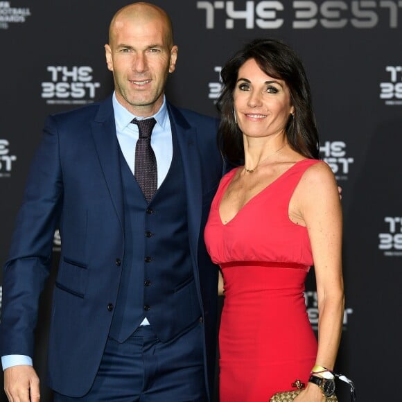 Zinedine Zidane et sa femme Véronique au photocall des FIFA Football Awards à Zurich le 9 janvier 2017.