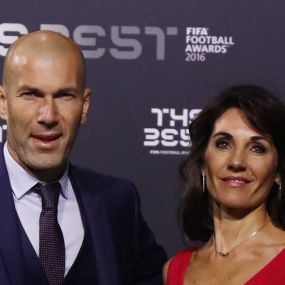 Zinedine Zidane et sa femme Véronique au photocall des FIFA Football Awards à Zurich le 9 janvier 2017.