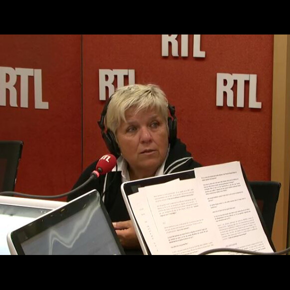 Mimie Mathy invitée de Marc-Olivier Fogiel sur RTL, le 10 janvier 2017