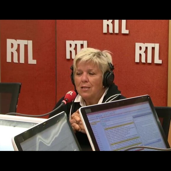 Mimie Mathy invitée de Marc-Olivier Fogiel sur RTL, le 10 janvier 2017