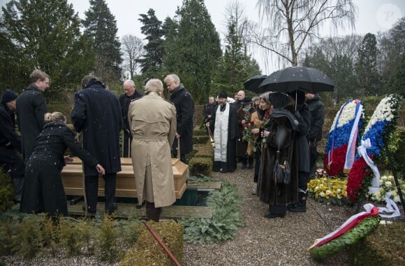 Inhumation du prince Dimitri Romanovitch de Russie, défunt chef de la Maison Romanov, au cimetière Vedbaek à 20 km au nord de Copenhague, le 11 janvier 2017.