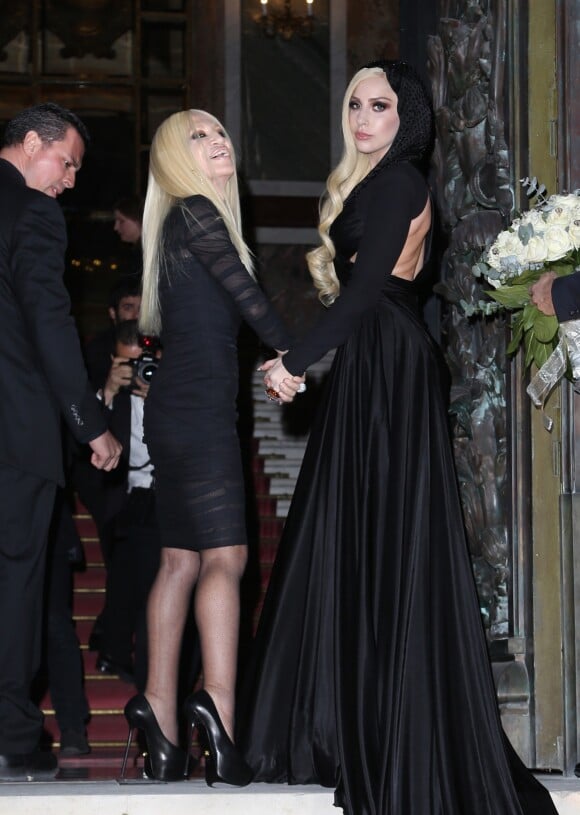 Lady Gaga et Donatella Versace à Paris, le 19 janvier 2014.
