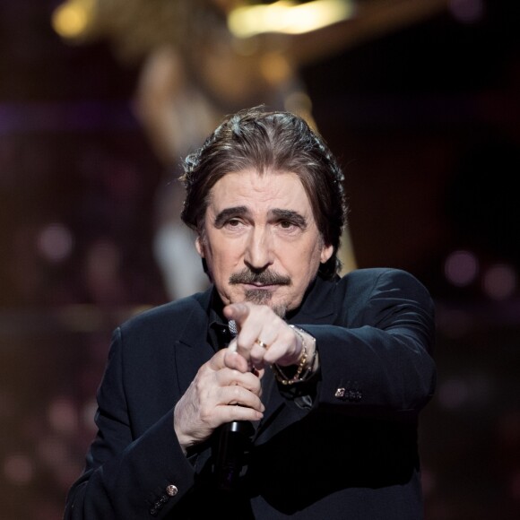 Serge Lama - Enregistrement de l'émission "Cette Soirée Là" au Zénith de Paris le 8 et 9 janvier 2017. TF1 proposera samedi 14 janvier prochain un rendez-vous hommage à Claude François.