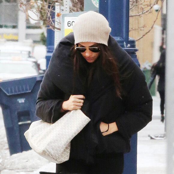 Exclusif - Meghan Markle sort à Toronto le 28 décembre 2016.