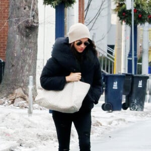 Exclusif - Meghan Markle sort à Toronto le 28 décembre 2016.