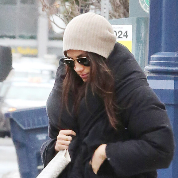 Exclusif - Meghan Markle sort à Toronto le 28 décembre 2016.