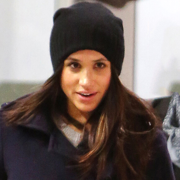 Exclusif - Meghan Markle arrive à Toronto après avoir passé le weekend à Londres avec le prince Harry, le 18 décembre 2016.