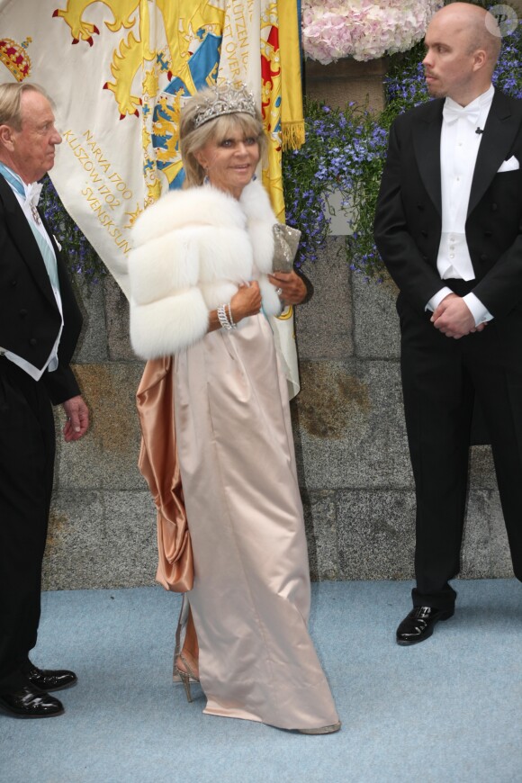 La princesse Birgitta de Suèdeet le prince Johann Georg de Hohenzollern au mariage de la princesse Victoria de Suède le 19 juin 2010 à Stockholm.