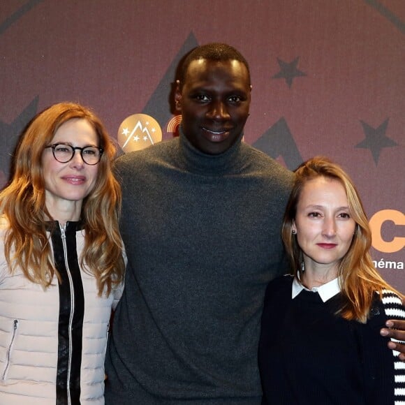 Pascale Arbillot, Omar Sy et Audrey Lamy - Photocall de la cérémonie d'ouverture du 20e Festival du film de comédie à l'Alpe d'Huez, le 17 janvier 2017. © Dominique Jacovides/Bestimage