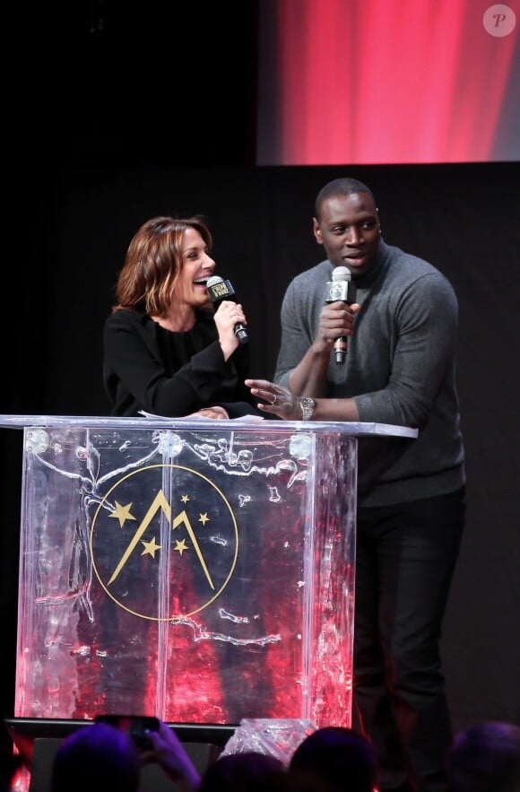 Virginie Guilhaume et Omar Sy - Cérémonie d'ouverture du 20e Festival du film de comédie à l'Alpe d'Huez, le 17 janvier 2017. © Dominique Jacovides/Bestimage