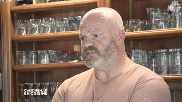 Philippe Etchebest hurle sur Chantal dans "Cauchemar en cuisine" sur M6, le 18 janvier 2017.