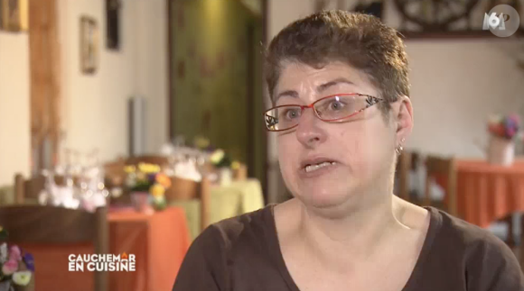 Philippe Etchebest hurle sur Chantal dans "Cauchemar en cuisine" sur M6, le 18 janvier 2017.