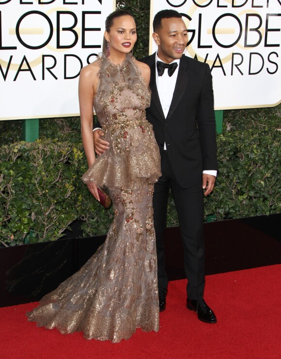 Chrissy Teigen et son mari John Legend - 74ème cérémonie annuelle des Golden Globe Awards à Beverly Hills. Le 8 janvier 2017