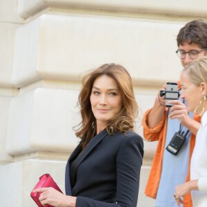 Carla Bruni-Sarkozy au défilé de mode prêt-à-porter printemps-été 2017 "Balmain" à Paris. Le 29 septembre 2016 © CVS-Veeren / Bestimage