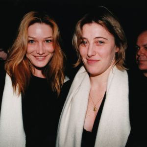 Carla Bruni et sa soeur Valeria Bruni Tedeschi en 1997