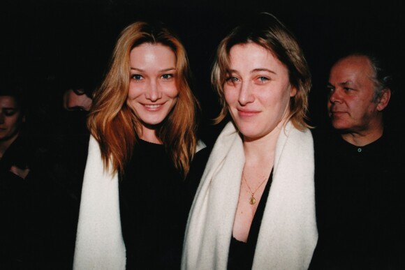 Carla Bruni et sa soeur Valeria Bruni Tedeschi en 1997