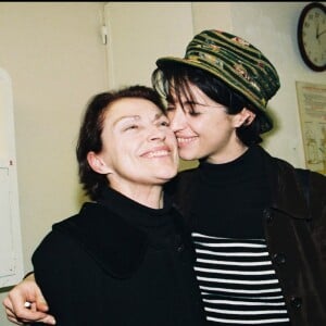 Céline Léger, mère de Zabou Breitmann, ici, le duo à Paris en février 1998.