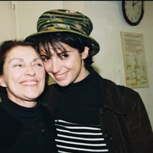 Rétro - Décès de Céline Léger, mère de Zabou Breitmann - Ici, le duo à Paris en février 1998.