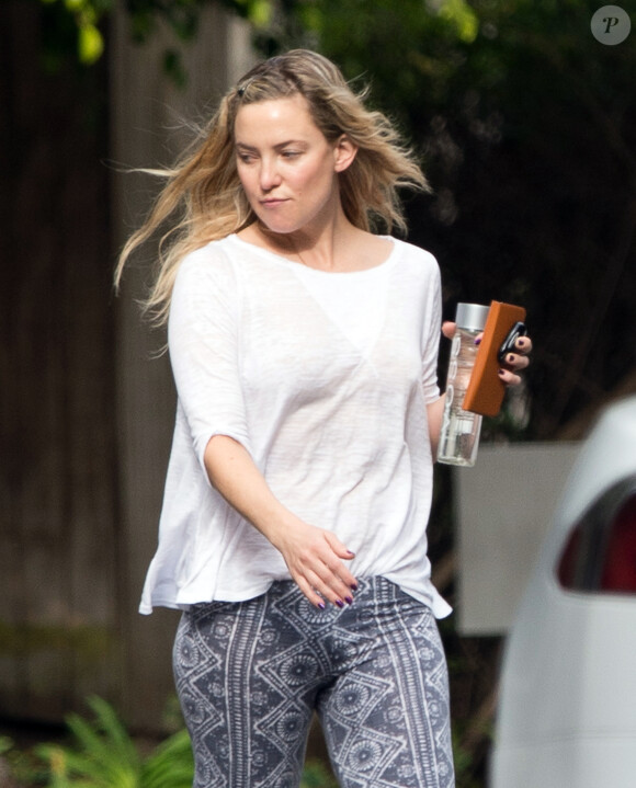 Exclusif - Kate Hudson à la sortie du domicile de Bradley Coopers à Los Angeles. Le 17 janvier 2017