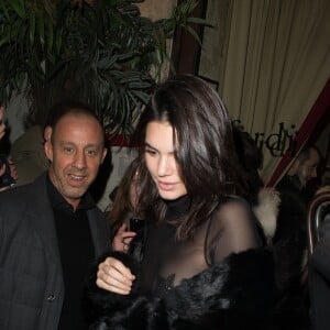 Kendall Jenner arrive au restaurant Ferdi lors de la fashion week à Paris, le 21 janvier 2017.