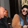 Kendall Jenner sort de l'hôtel George V à Paris pour aller faire du shopping chez Chanel, le 21 janvier 2017