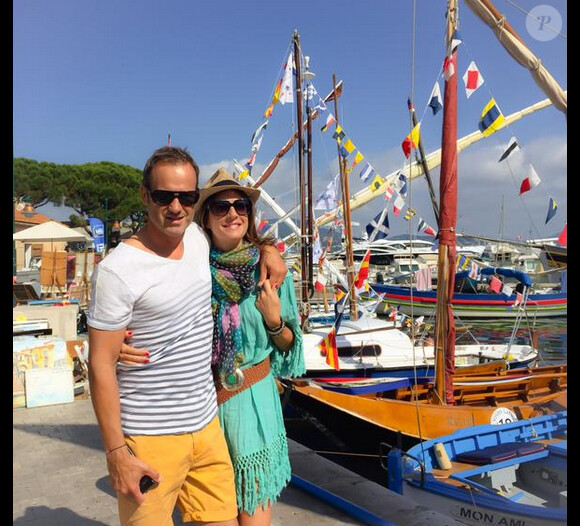 Eve Angeli et son chéri Chrisophe. Le 29 juin 2015. Les amoureux passent du bon temps à Saint-Tropez.