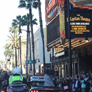 Heidi Klum, les candidats de Germany's Next Top Model et le photographe Rankin en pleine séance photo sur Hollywood Boulevard. Los Angeles, le 25 janvier 2017.