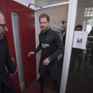 Le prince Harry a visité le 26 janvier 2017 un foyer Depaul à Willesden (nord-ouest de Londres), que sa mère Lady Di avait inauguré en 1995, pour rencontrer de jeunes SDF épaulés par l'association The Running Charity et faire, après un bon échauffement, quelques foulées avec eux.