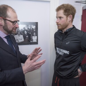 Le prince Harry a visité le 26 janvier 2017 un foyer Depaul à Willesden (nord-ouest de Londres), que sa mère Lady Di avait inauguré en 1995, pour rencontrer de jeunes SDF épaulés par l'association The Running Charity et faire, après un bon échauffement, quelques foulées avec eux.