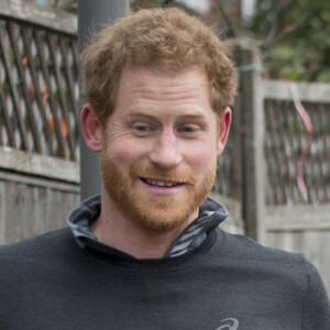 Le prince Harry a visité le 26 janvier 2017 un foyer Depaul à Willesden (nord-ouest de Londres), que sa mère Lady Di avait inauguré en 1995, pour rencontrer de jeunes SDF épaulés par l'association The Running Charity et faire, après un bon échauffement, quelques foulées avec eux.