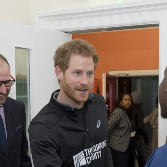 Le prince Harry a visité le 26 janvier 2017 un foyer Depaul à Willesden (nord-ouest de Londres), que sa mère Lady Di avait inauguré en 1995, pour rencontrer de jeunes SDF épaulés par l'association The Running Charity et faire, après un bon échauffement, quelques foulées avec eux.