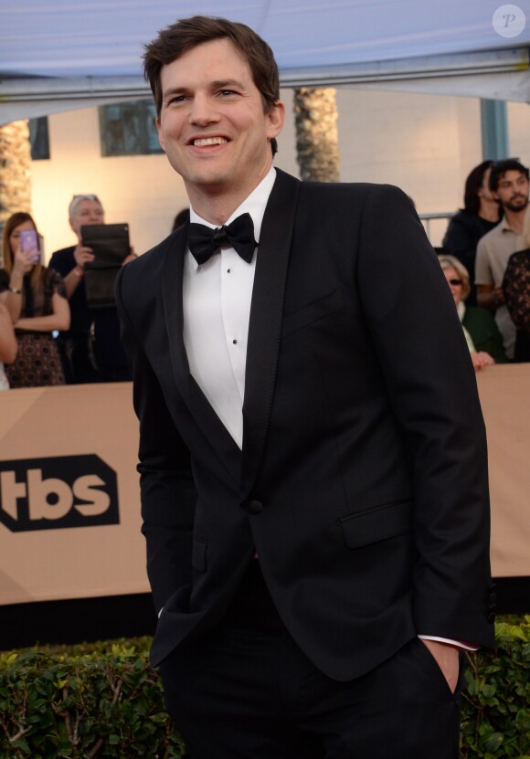 Ashton Kutcher lors des Screen Actors Guild Awards au Shrine Auditorium. Los Angeles, le 29 janvier 2017.