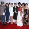 L'équipe de Grey's Anatomy (James Pickens, Jr., Sarah Drew, Camilla Luddington, Ellen Pompeo, Jerrika Hinton, Kelly McCreary, Caterina Scorsone, Chandra Wilson et Justin Chambers ) à la press room lors de la soirée des People's Choice awards à Los Angeles, le 6 janvier 2016.