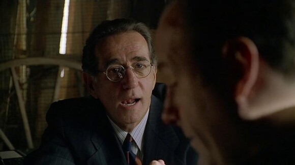 Frank Pellegrino jouait Cubitoso, un agent du FBI, dans Les Soprano.