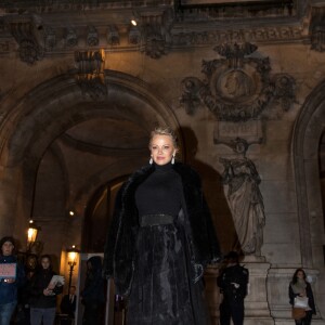 Exclusif - Pamela Anderson arrive à l'opéra de Paris pour assister au ballet "Tree of codes" le 3 février 2017. © Cyril Moreau/Bestimage