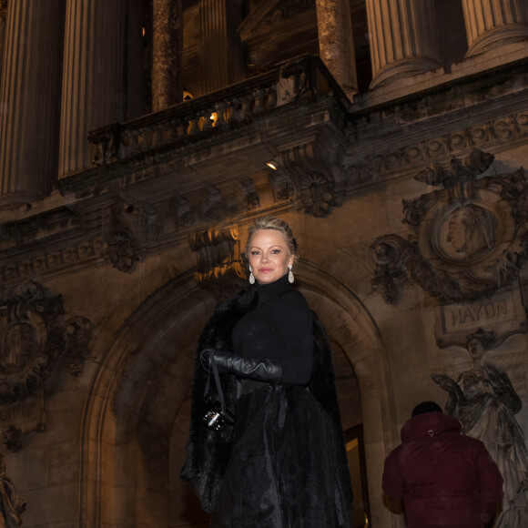 Exclusif - Pamela Anderson arrive à l'opéra de Paris pour assister au ballet "Tree of codes" le 3 février 2017. © Cyril Moreau/Bestimage