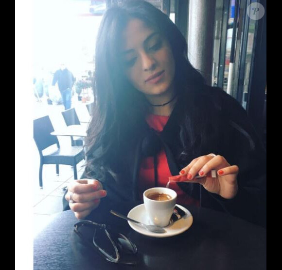 Sabrina des "Princes de l'amour 4" prend son café - Instagram, janvier 2017