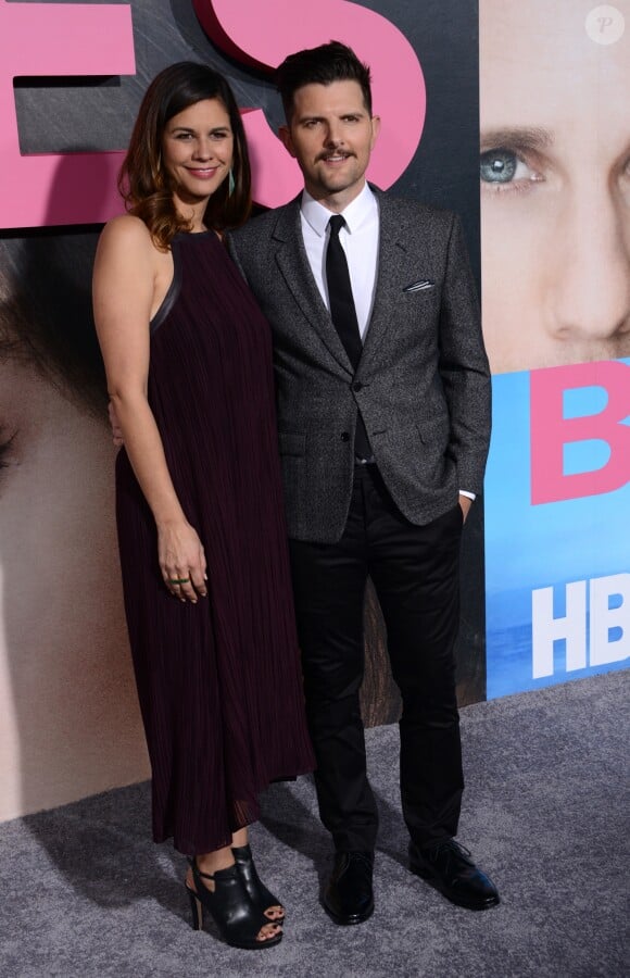 Naomi Scott et son mari Adam Scott à la première de la série ‘Big Little Lies' au théâtre Chinois à Hollywood, le 7 février 2017