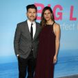 Adam Scott et sa femme Naomi Scott à la première de la série ‘Big Little Lies' au théâtre Chinois à Hollywood, le 7 février 2017