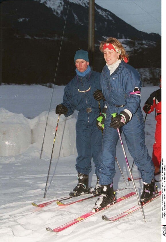 Tara Palmer-Tomkinson et le prince Charles aux sports d'hiver à Klosters en janvier 1997.