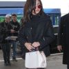 Selena Gomez arrive pour prendre un avion à l'aéroport de LAX à Los Angeles, le 7 février 2017.