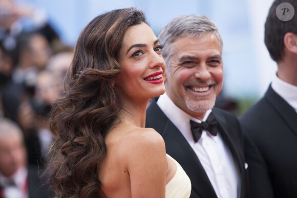 George Clooney et sa femme Amal Alamuddin Clooney (bijoux Cartier) - Montée des marches du film "Money Monster" lors du 69ème Festival International du Film de Cannes. Le 12 mai 2016. © Borde-Jacovides-Moreau/Bestimage