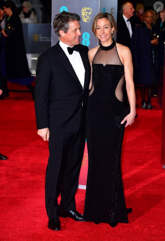 Hugh Grant et Anna Elisabet Eberstein à la cérémonie des British Academy Film Awards (BAFTA) au Royal Albert Hall à Londres, le 12 février 2017.