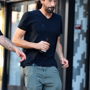 Exclusif - Adrien Brody se balade dans les rues de New York, le 11 septembre 2016