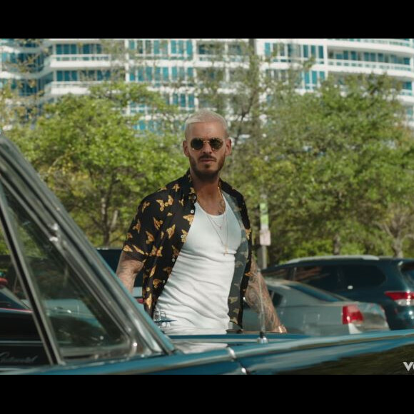 M. Pokora dans le clip du titre Alexandrie, Alexandra