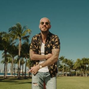 M. Pokora - Clip de Alexandrie, Alexandra