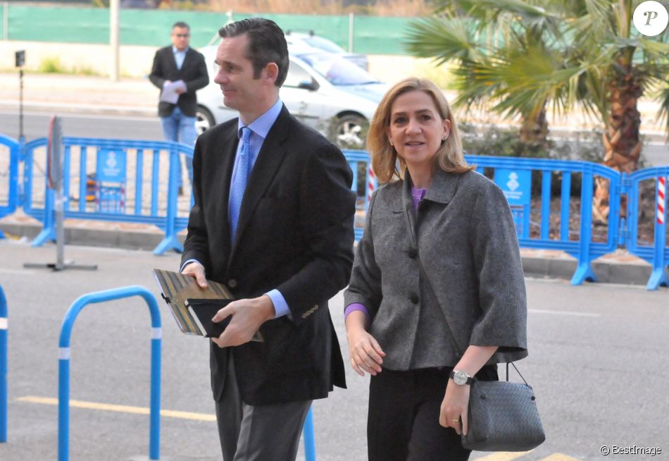 L&#039;infante Cristina d&#039;Espagne et son mari Inaki Urdangarin arrivent au tribunal de Palma de Majorque pour le procès de l&#039;affaire Noos, le 23 février 2016.