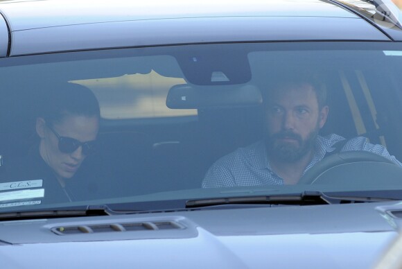 Jennifer Garner et Ben Affleck sont allés avec leur fils Samuel prendre des boissons à emporter à Santa Monica, le 7 novembre 2016.