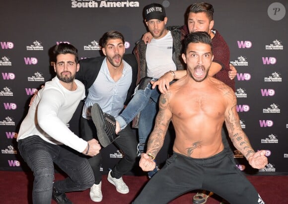 Mathieu Lacroix, Xavier, Paga, Kevin Guedj et Julien Tanti à la soirée de lancement de la nouvelle émission de télé-réalité "Les Marseillais South America" au cinéma Gaumont Marignan à Paris, le 21 février 2017. © Veeren/Bestimage