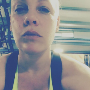 Pink s'est remise au sport pour perdre les kilos accumulés pendant sa grossesse - Photo publiée sur Instagram le 22 février 2017